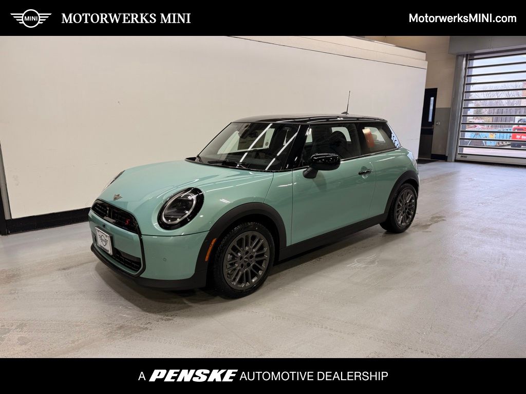 2026 MINI Hardtop 2 Door S's photo
