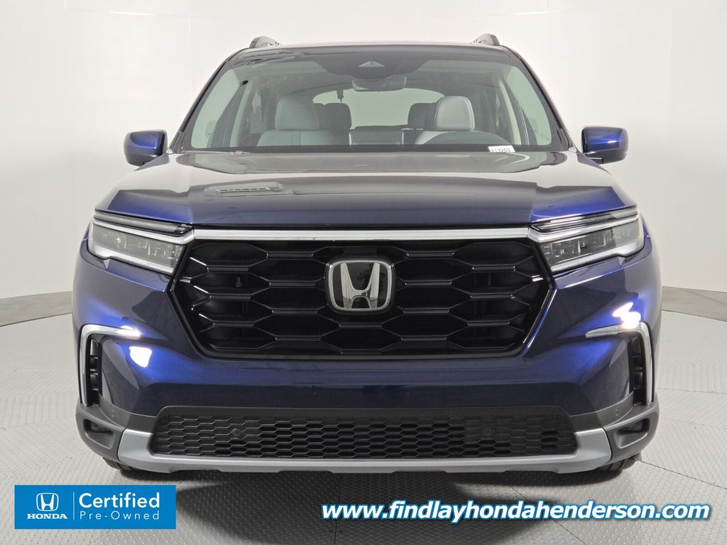 2023 Honda Pilot Touring photo 4