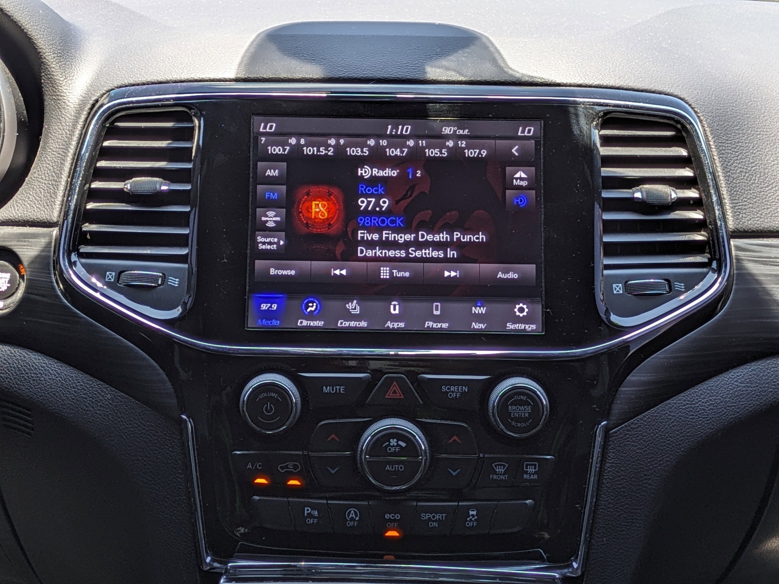 2020 Jeep Grand Cherokee Altitude photo 14