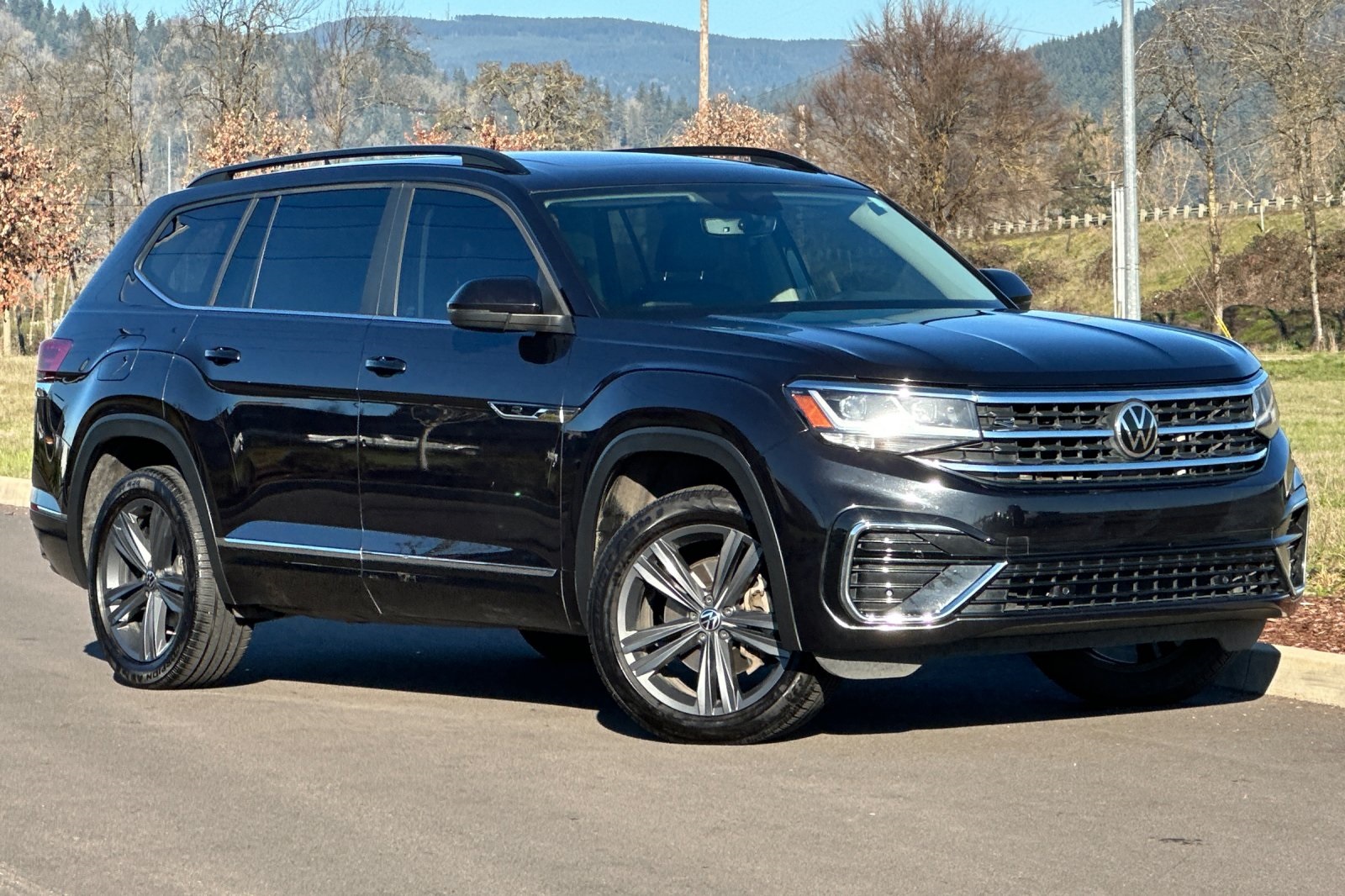 2021 Volkswagen Atlas SE w/Tech R-Line