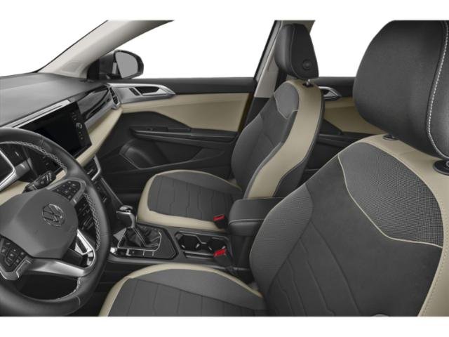 2025 Volkswagen Taos SE photo 8