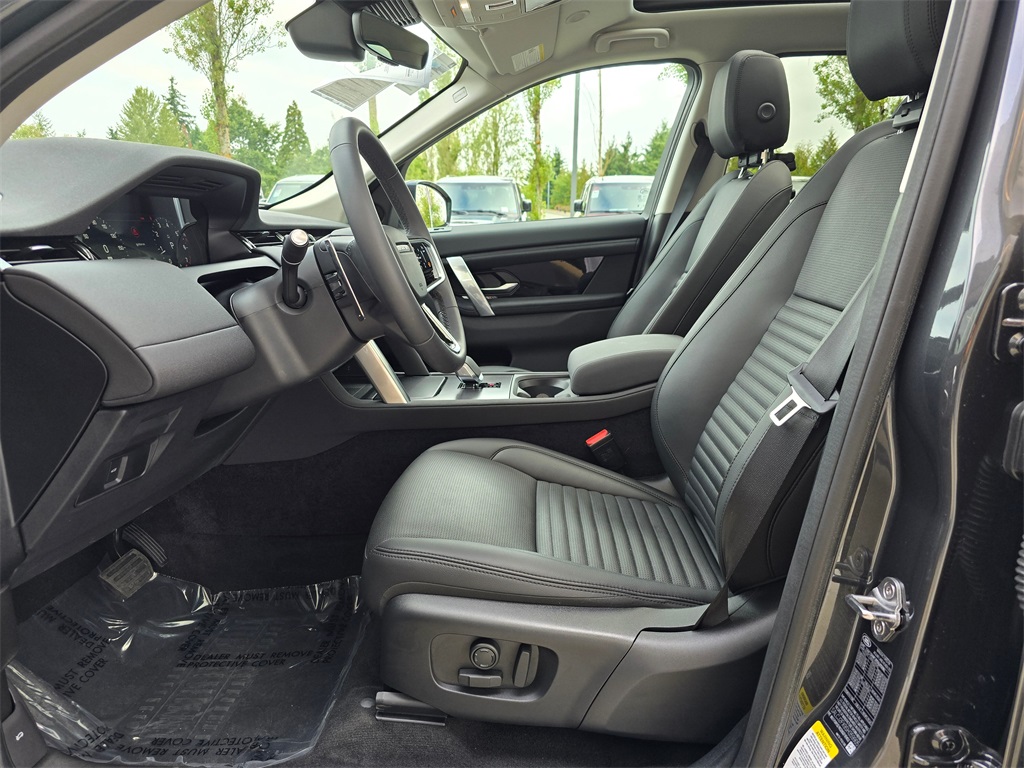 2025 Land Rover Discovery Sport S photo 20