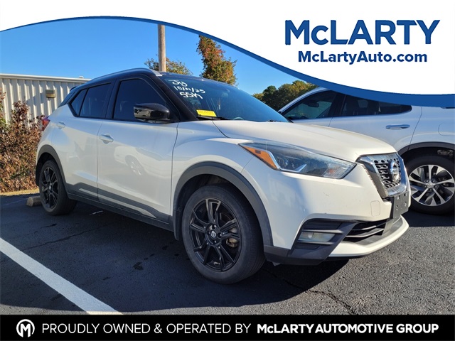 2020 Nissan Kicks SR