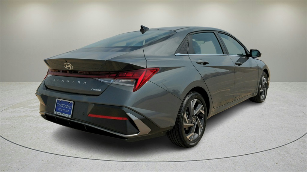2025 Hyundai Elantra Hybrid Limited photo 29