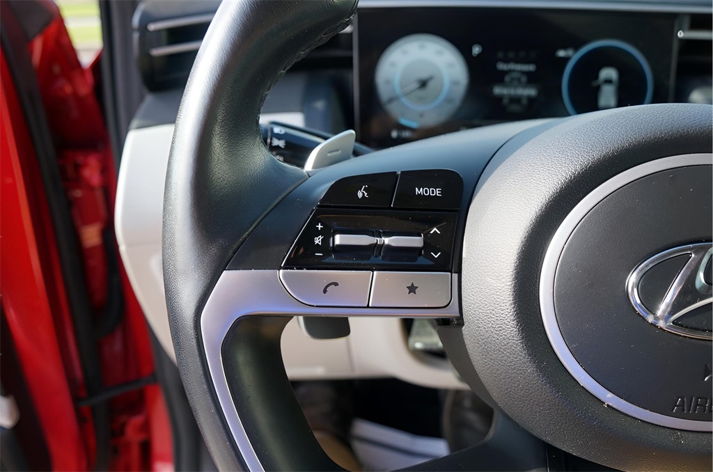 2022 Hyundai Tucson Limited photo 11