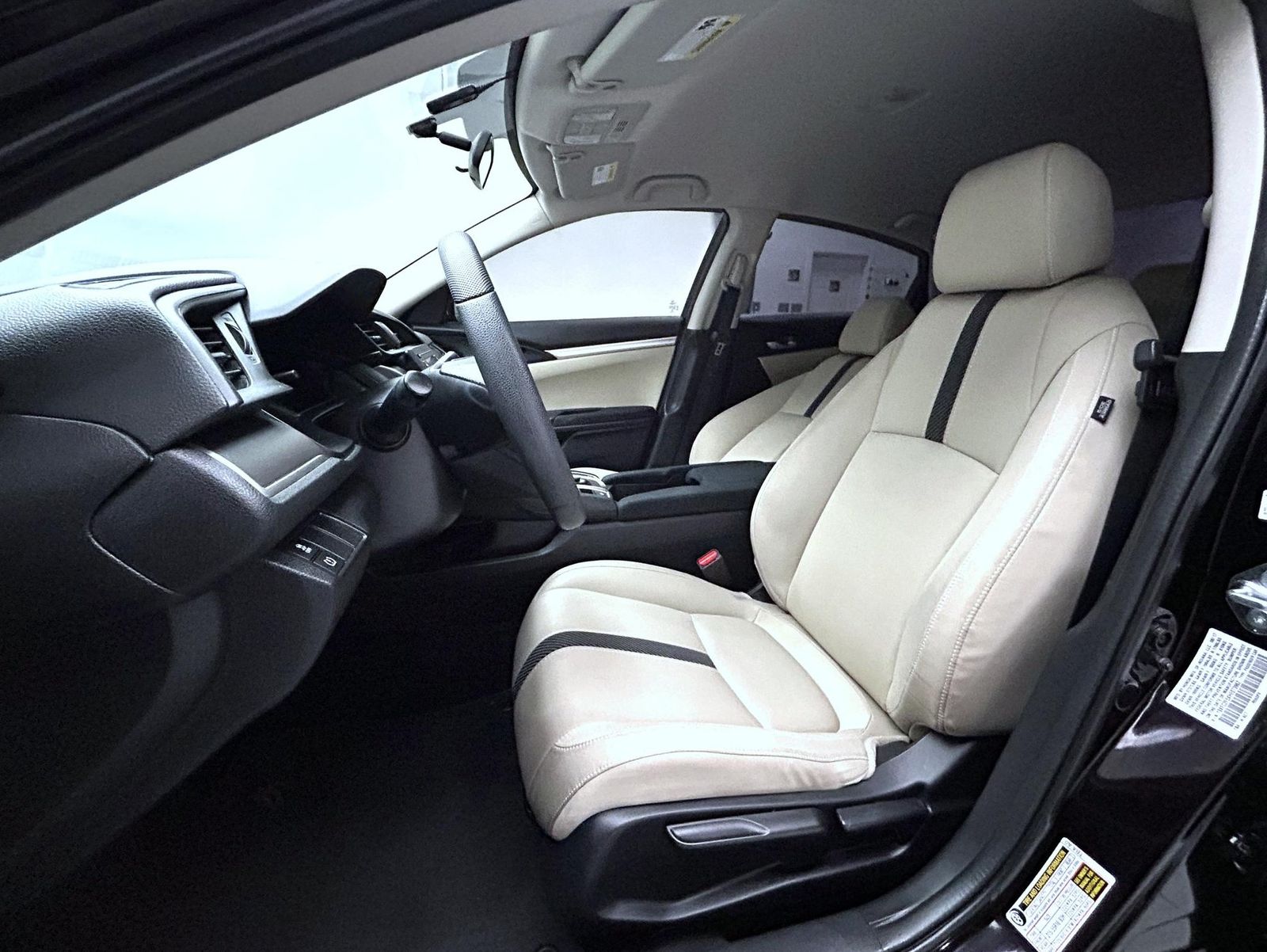 2017 Honda Civic LX photo 11