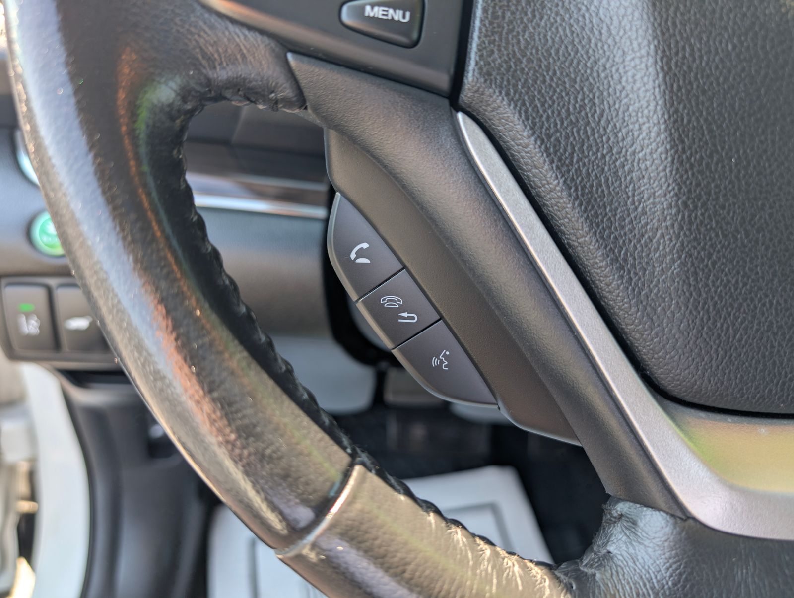 2016 Honda CR-V Touring photo 19