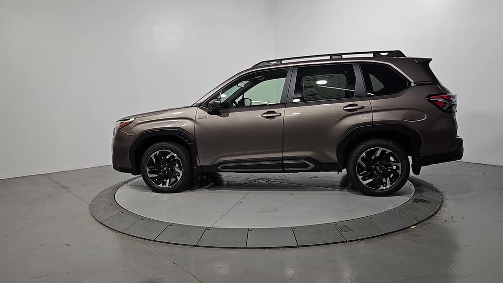 2025 Subaru Forester Limited photo 2