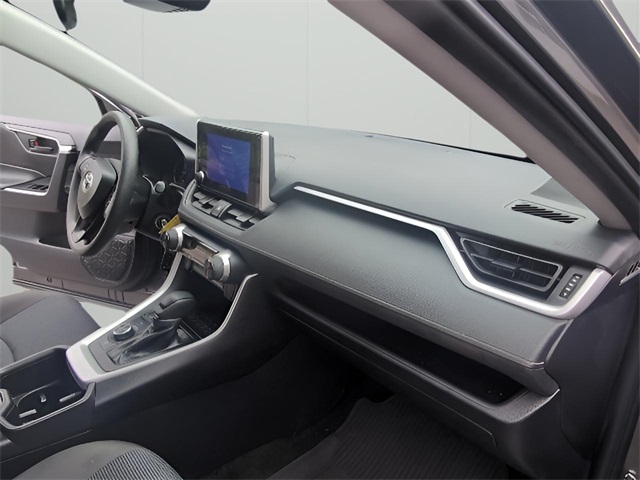 2024 Toyota RAV4 Hybrid LE photo 43
