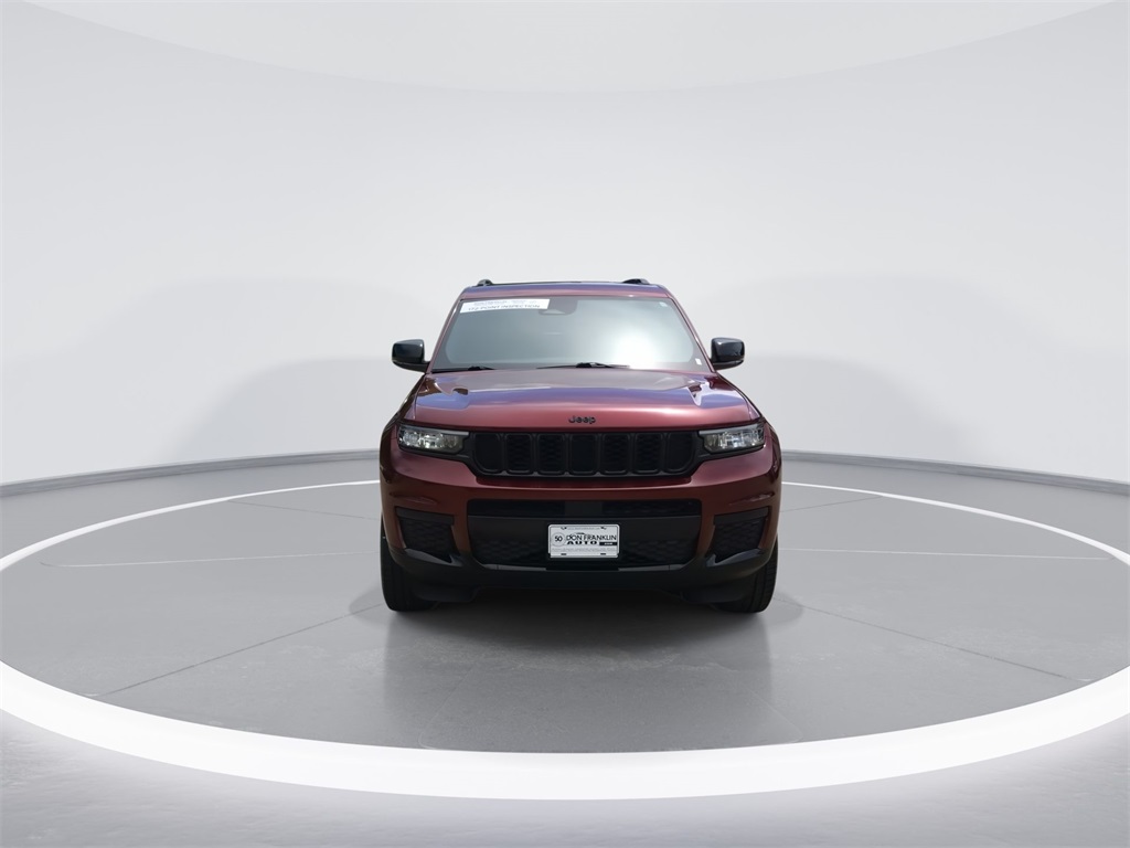 2022 Jeep Grand Cherokee Altitude photo 3