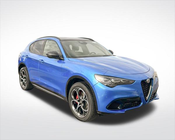 2025 Alfa Romeo Stelvio Sprint Base photo 3