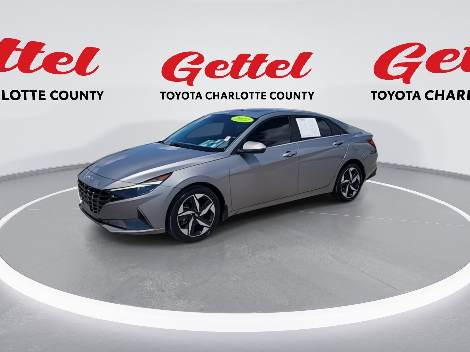 2022 Hyundai Elantra SEL photo 4