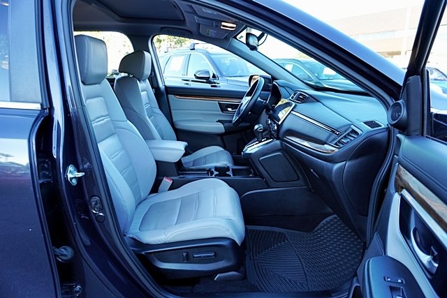 Used 2018 Black Honda Touring image 10