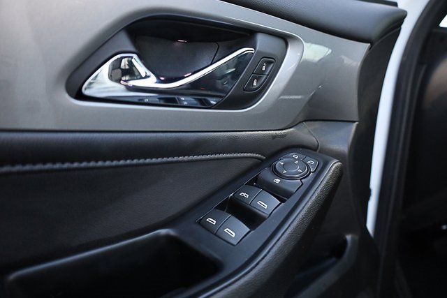 2023 Chevrolet Traverse Cloth photo 34