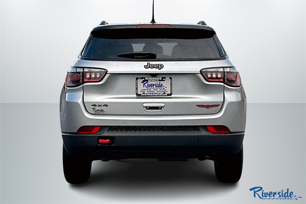 2023 Jeep Compass Trailhawk photo 6