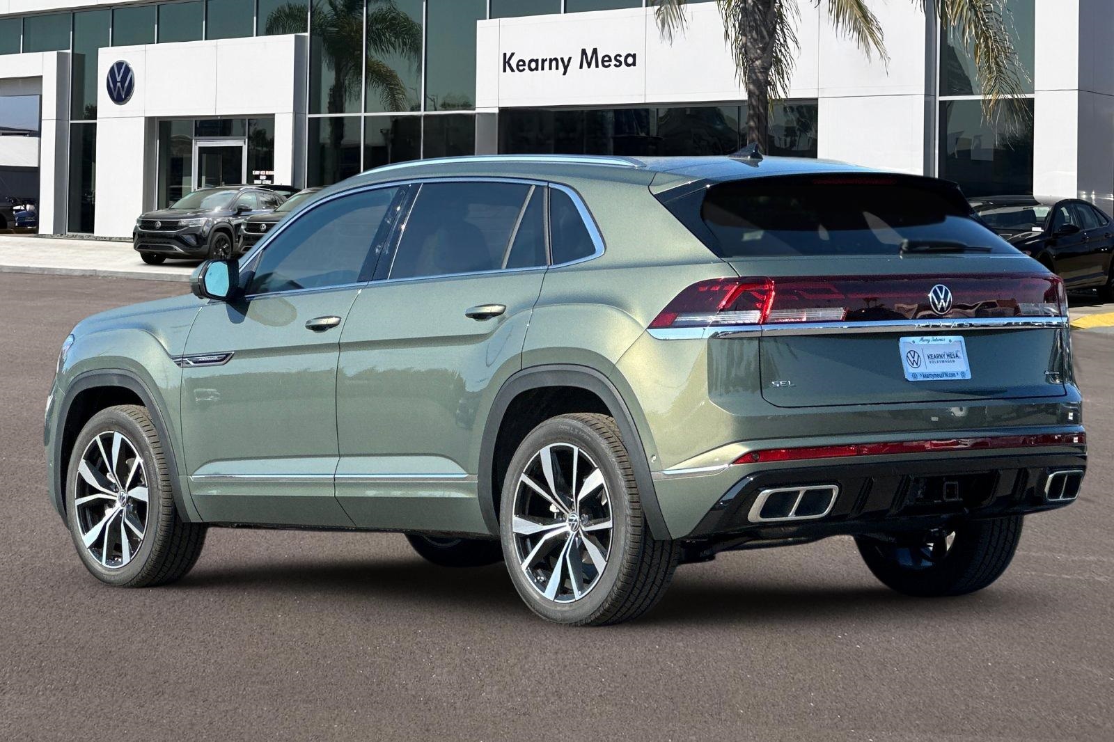 2026 Volkswagen Atlas Cross Sport SEL Premium R-Line photo 6
