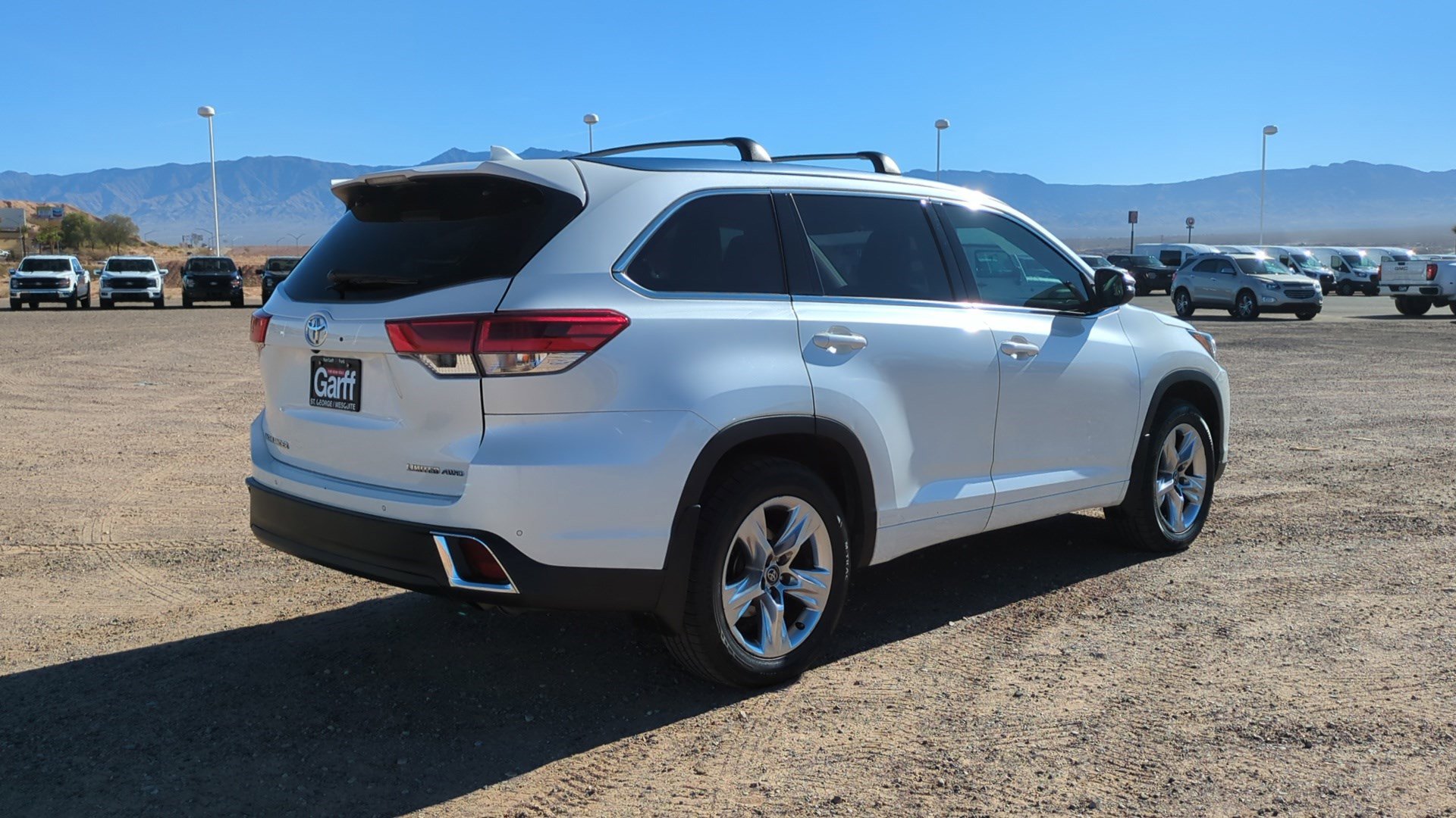 2019 Toyota Highlander Limited photo 3