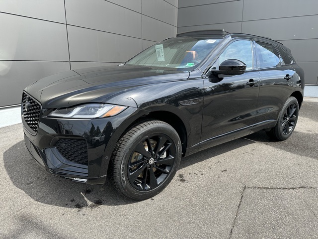 2026 Jaguar F-PACE R-Dynamic S's photo