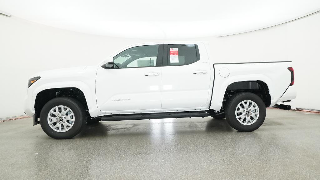2025 Toyota Tacoma SR5 Double Cab photo 10