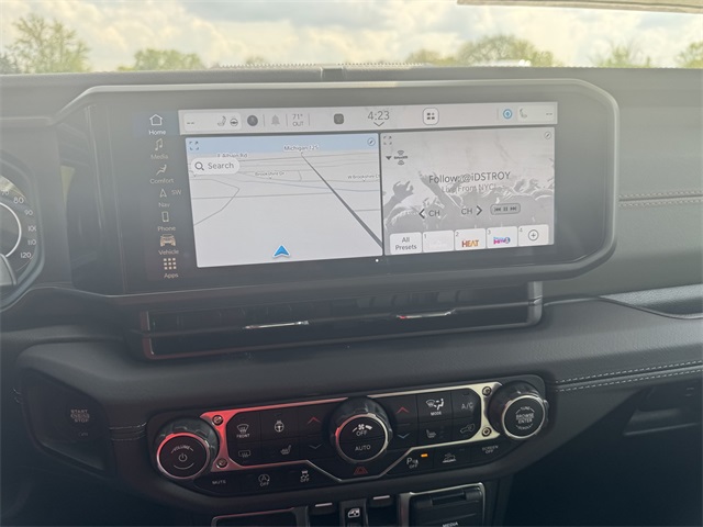 2025 Jeep Gladiator Mojave photo 28