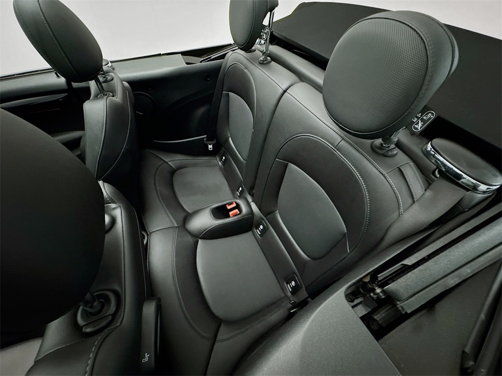 2023 Mini Cooper Convertible S photo 23