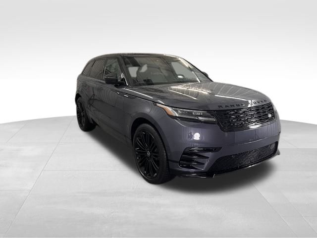 2026 Land Rover Range Rover Velar SE photo 3