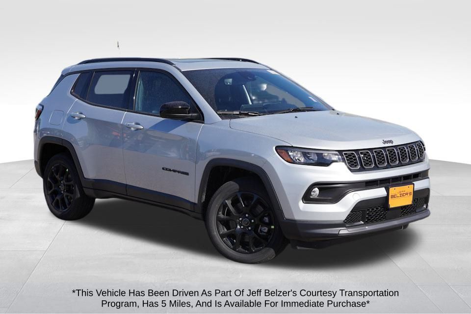 2025 Jeep Compass Latitude's photo