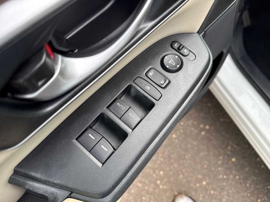2018 Honda CR-V EX-L photo 11