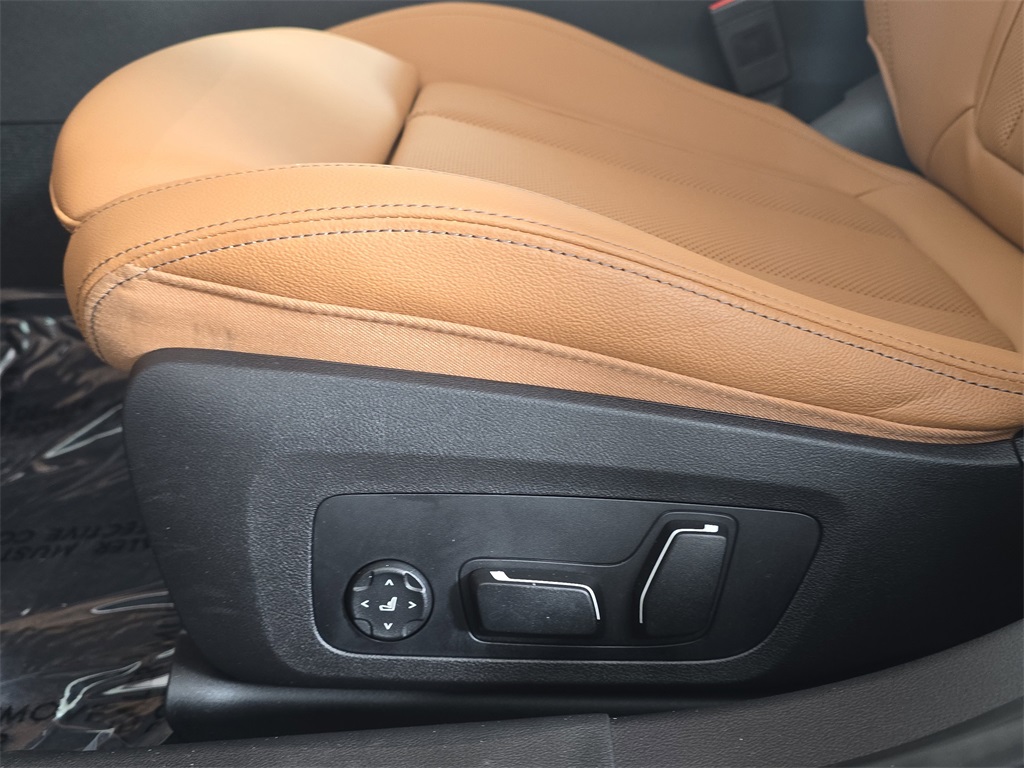 2025 Bmw 330i xDrive Sedan photo 26
