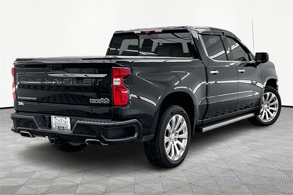 Used 2022 Chevrolet Silverado 1500 Limited High Country with VIN 1GCUYHED5NZ144585 for sale in Kansas City
