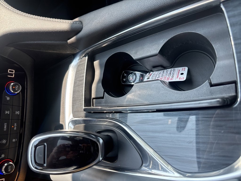 2021 Buick Enclave Essence photo 37