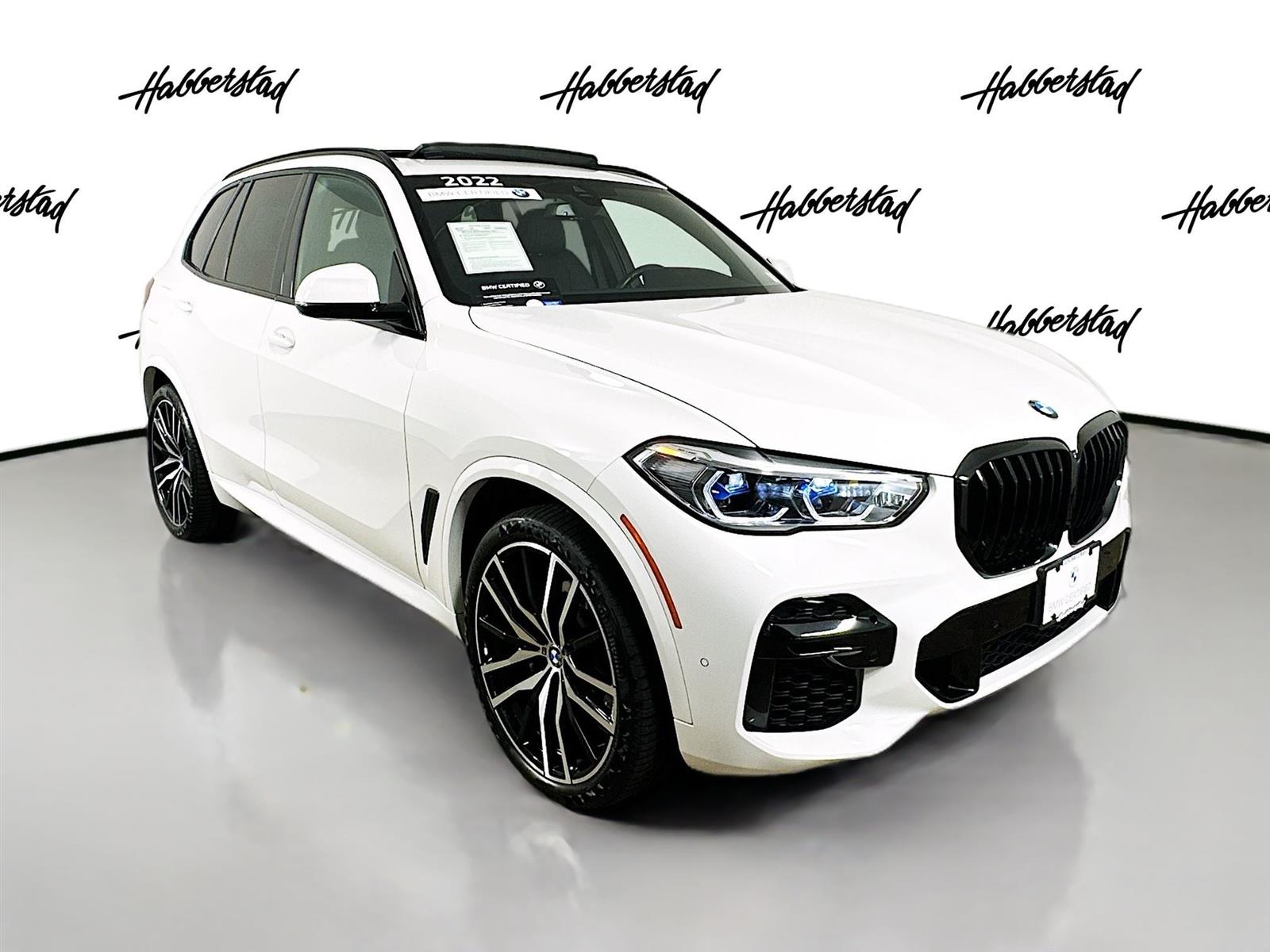 Certified Used 2022 Alpine White BMW xDrive40i image 3