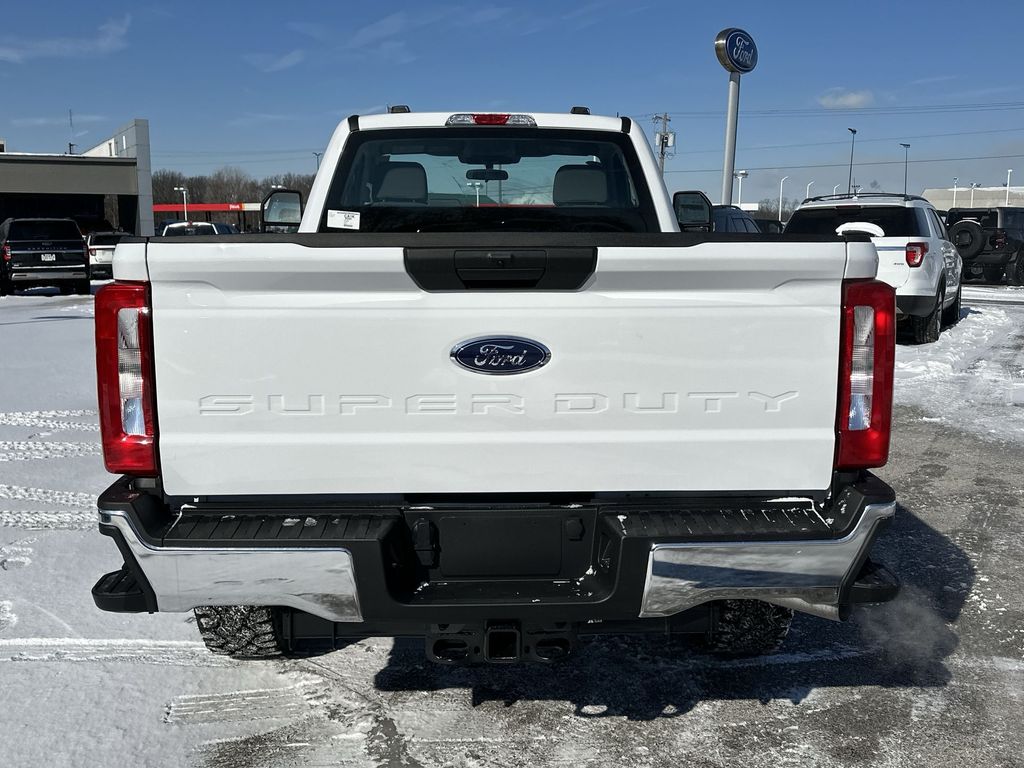 2025 Ford F-250 XLT photo 25