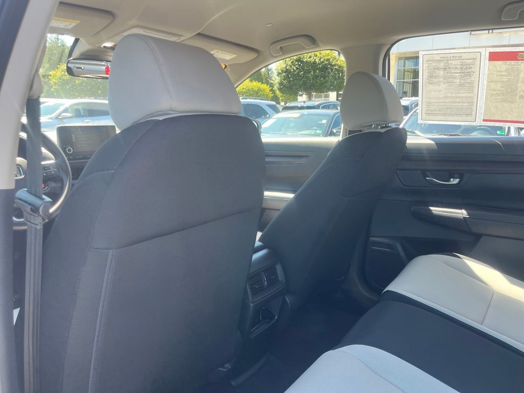2024 Honda CR-V LX photo 23