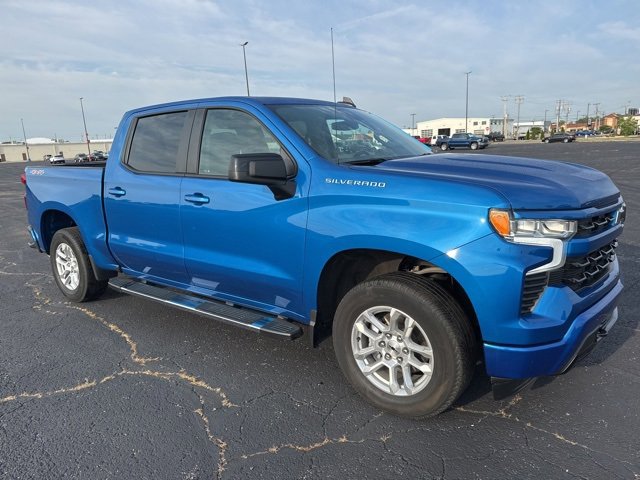 2022 Chevrolet Silverado 1500 RST photo 3