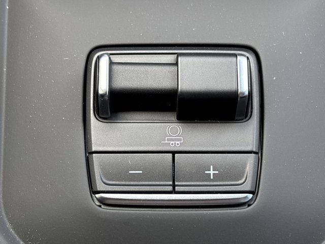 2025 Gmc Sierra 3500 HD Denali Ultimate photo 13