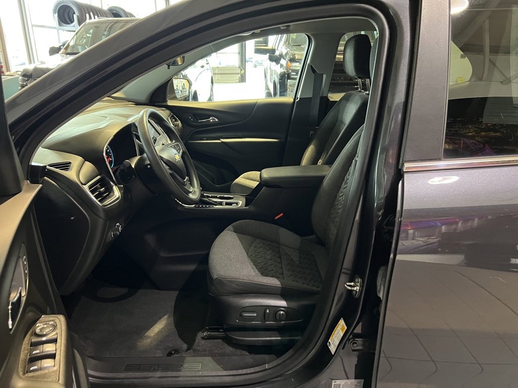 2022 Chevrolet Equinox LT photo 13