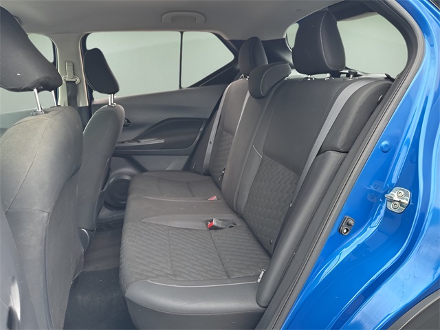 2021 Nissan Kicks S photo 14