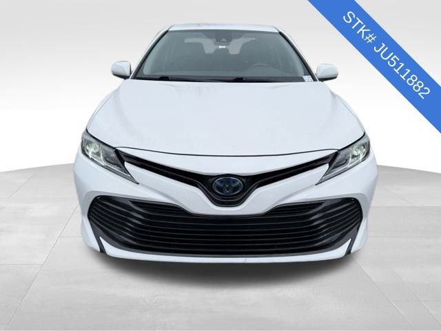 Used 2018 Toyota Camry LE with VIN 4T1B11HK6JU511882 for sale in Sumner, WA