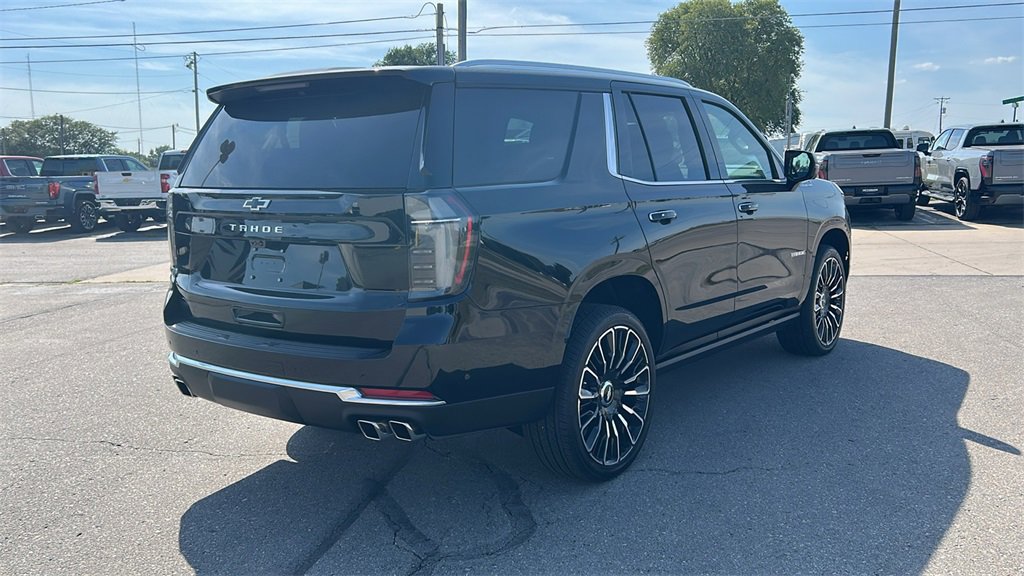 2025 Chevrolet Tahoe High Country photo 3