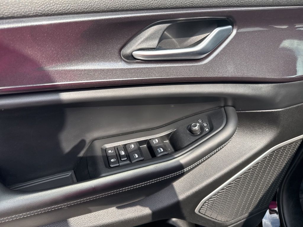 2022 Jeep Grand Cherokee Altitude photo 12