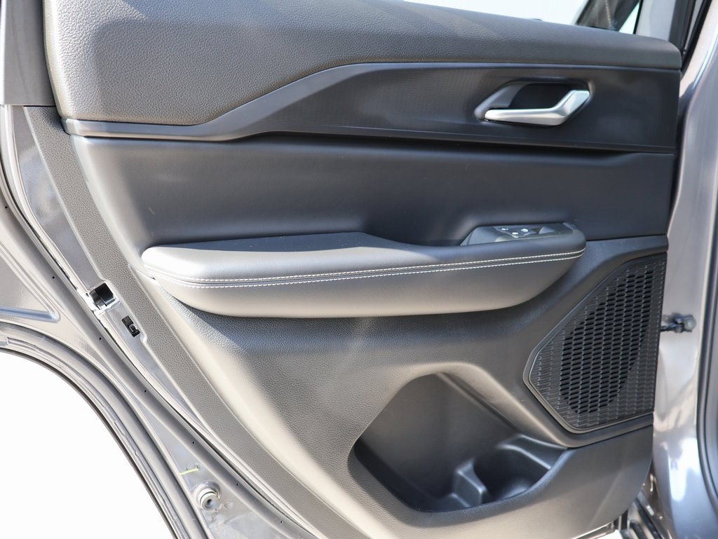 2025 Jeep Grand Cherokee Laredo X photo 16