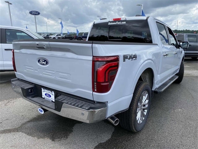 2025 Ford F-150 Lariat photo 2