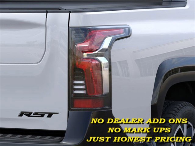 2024 Chevrolet Silverado EV RST photo 11