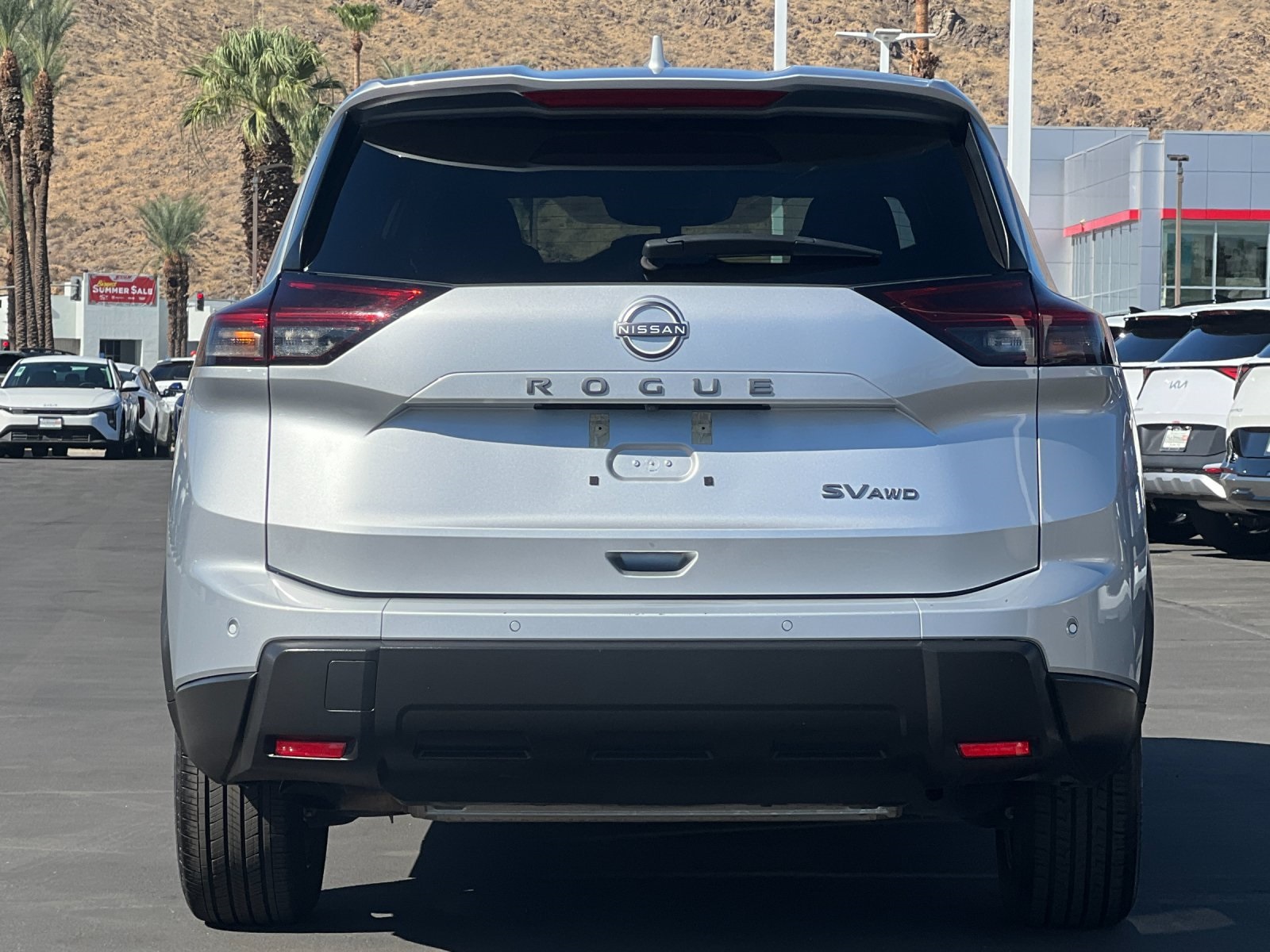 2024 Nissan Rogue SV photo 4