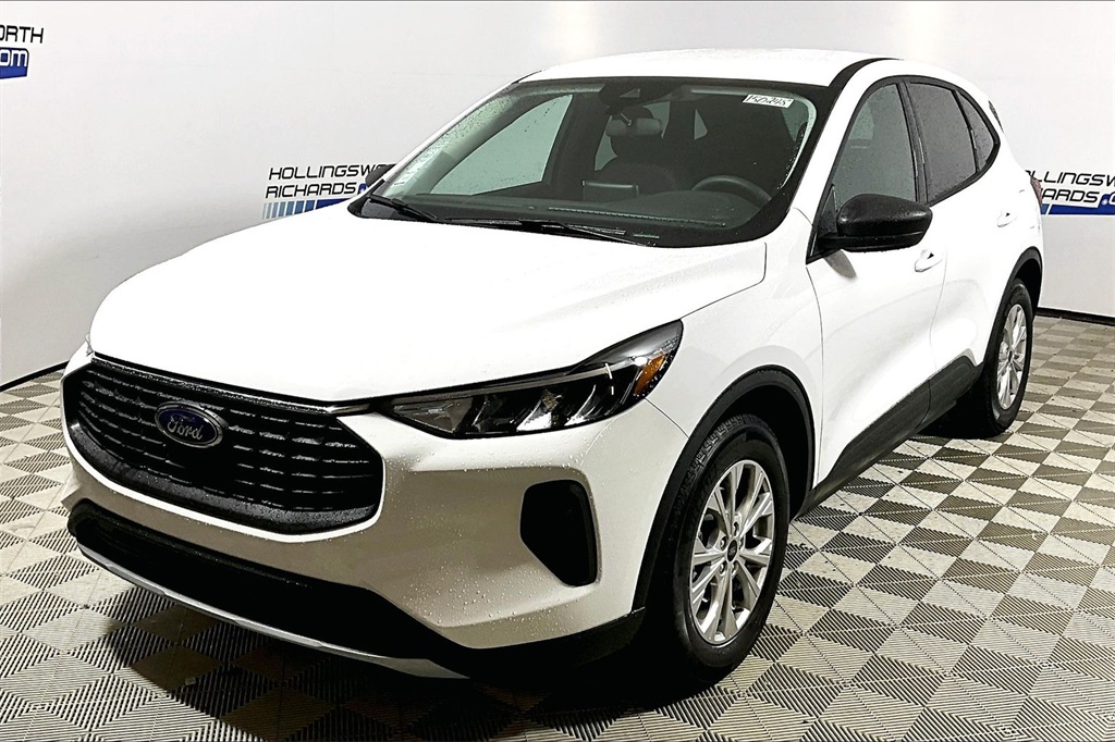 2025 Ford Escape Active's photo