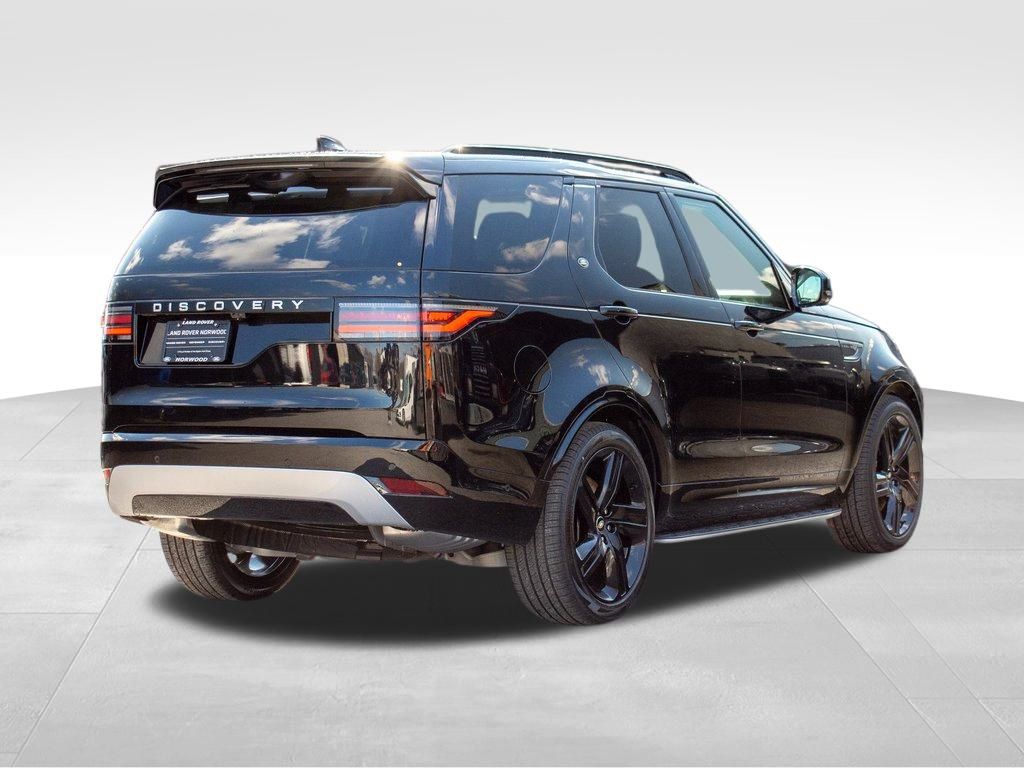 2025 Land Rover Discovery Metropolitan Edition photo 4