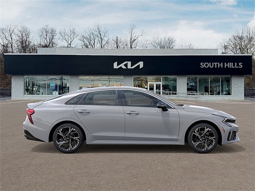 2026 Kia K5 GT-Line photo 2