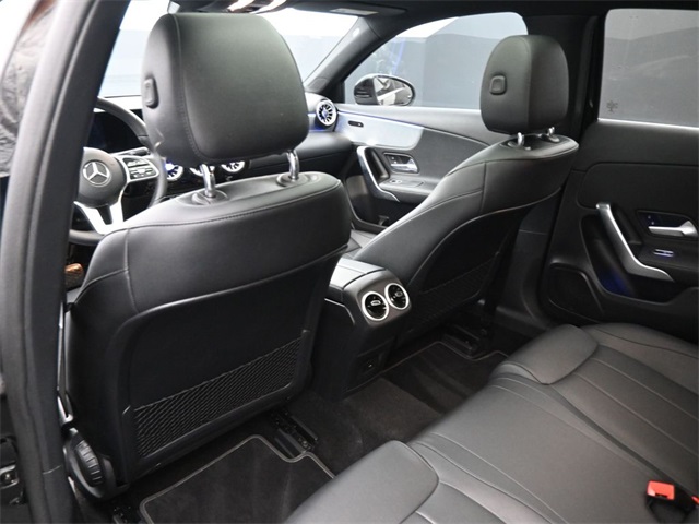 2022 Mercedes Benz A 220 photo 12