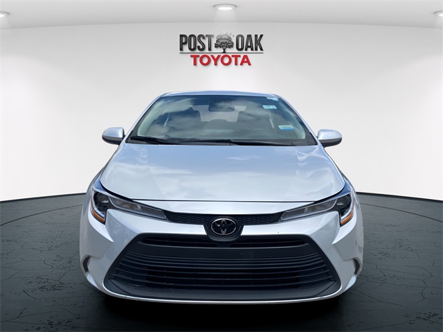 2024 Toyota Corolla LE photo 2